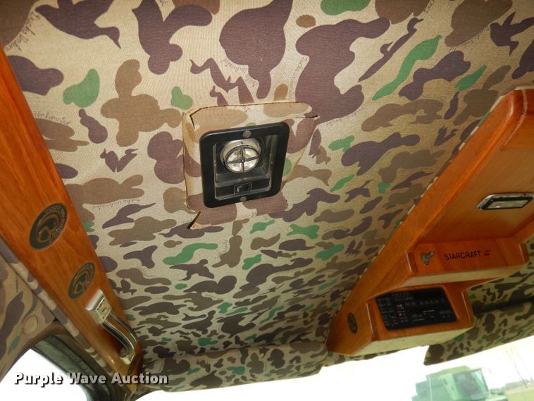 image for item DN1551 1986 GMC Suburban 2500  SUV