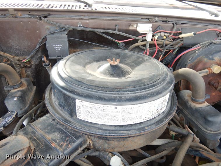 image for item DN1551 1986 GMC Suburban 2500  SUV