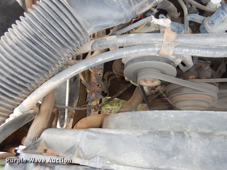 image for item DN1551 1986 GMC Suburban 2500  SUV