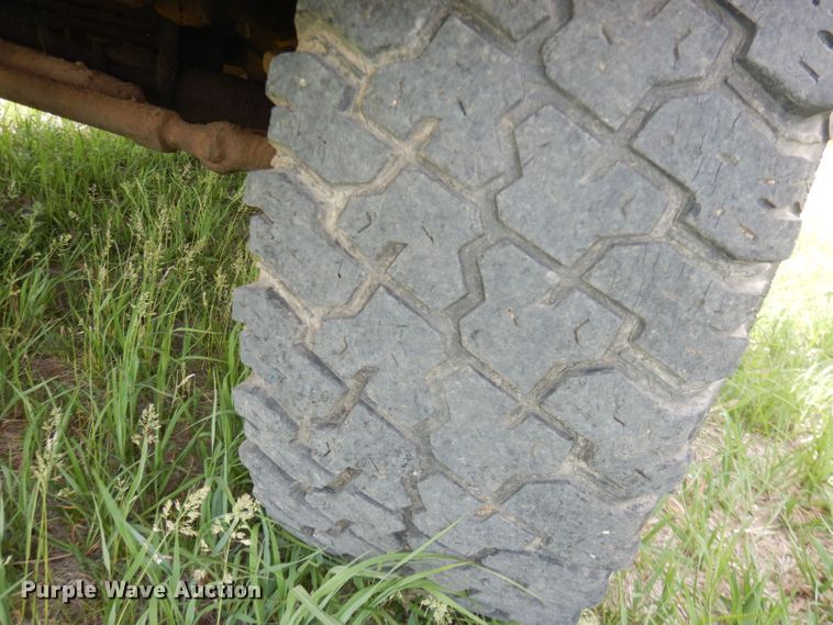 image for item DN1551 1986 GMC Suburban 2500  SUV