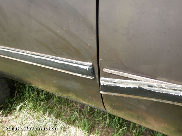 image for item DN1551 1986 GMC Suburban 2500  SUV