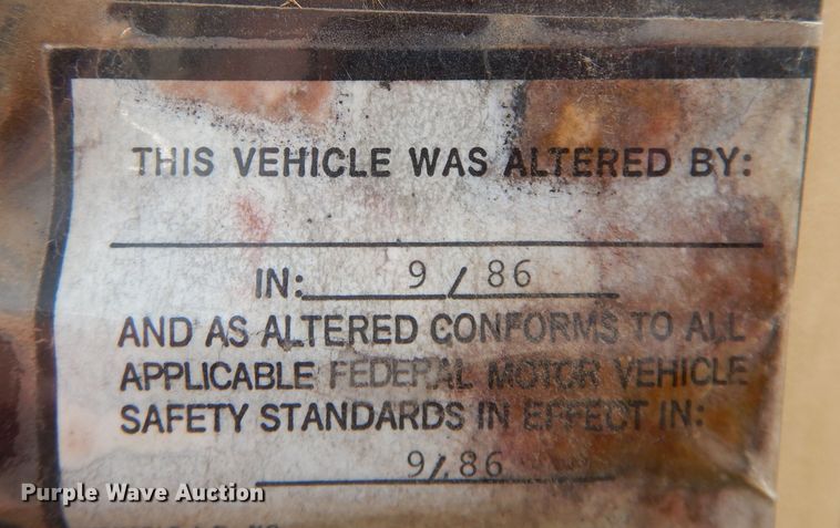 image for item DN1551 1986 GMC Suburban 2500  SUV