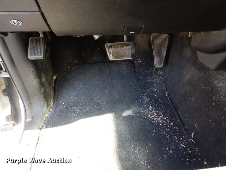 image for item DN7356 2013 Dodge Ram 1500  Quad Cab pickup truck