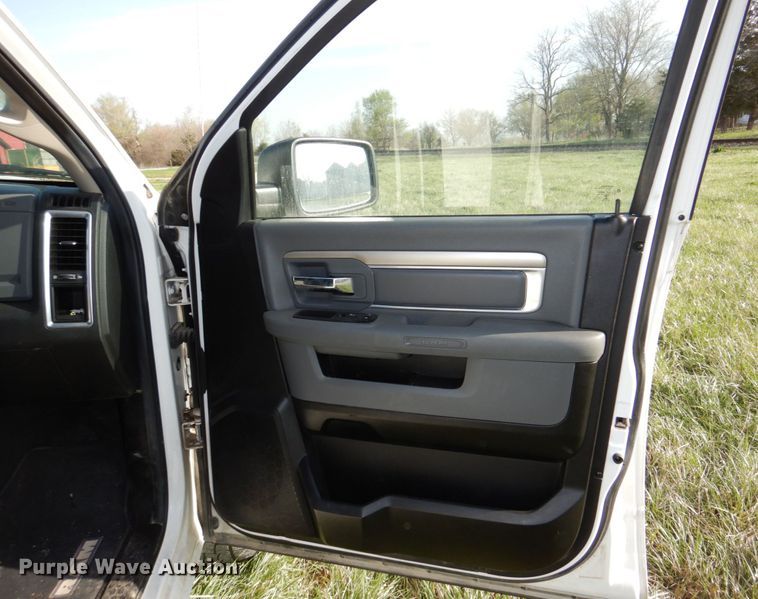 image for item DN7356 2013 Dodge Ram 1500  Quad Cab pickup truck