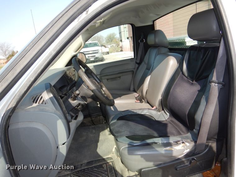 image for item DN7364 2011 Chevrolet Silverado 1500  pickup truck