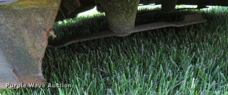 image for item DN7969 2005 Grasshopper 428D  ZTR lawn mower