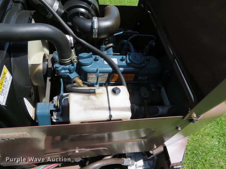 image for item DN7969 2005 Grasshopper 428D  ZTR lawn mower