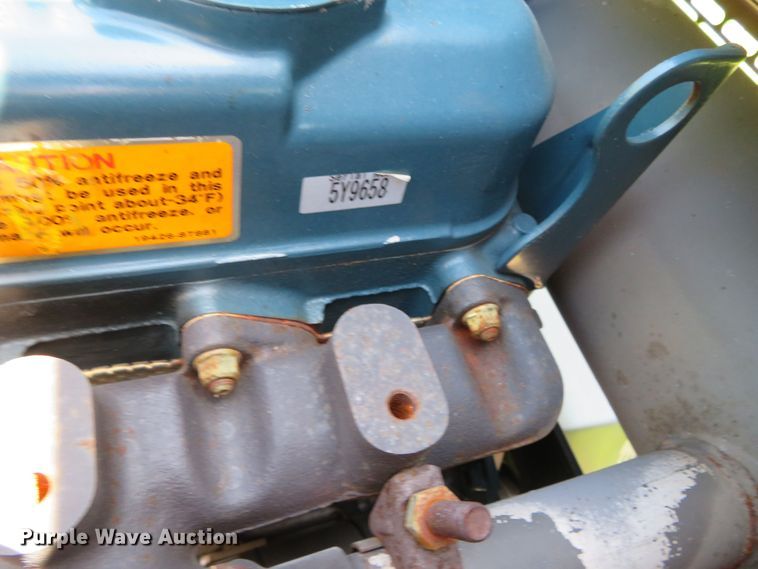 image for item DN7969 2005 Grasshopper 428D  ZTR lawn mower