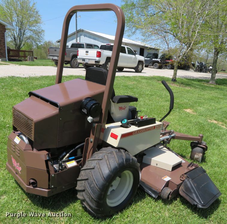image for item DN7970 2005 Grasshopper 428D  ZTR lawn mower