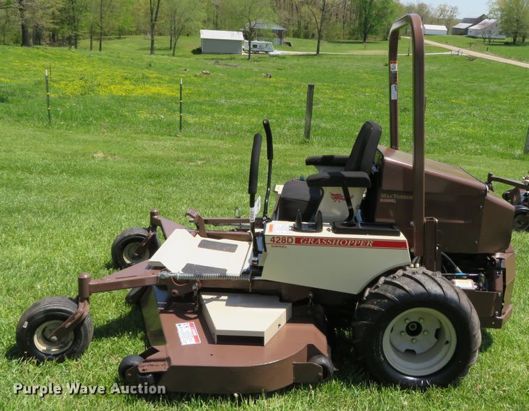 image for item DN7970 2005 Grasshopper 428D  ZTR lawn mower