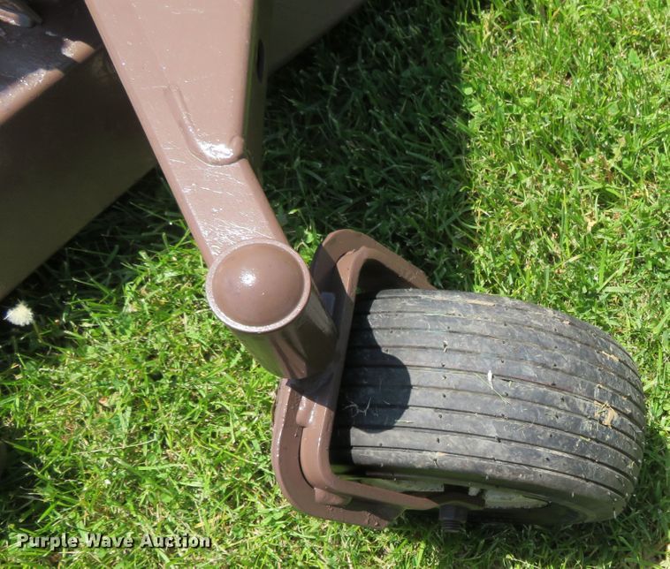 image for item DN7970 2005 Grasshopper 428D  ZTR lawn mower