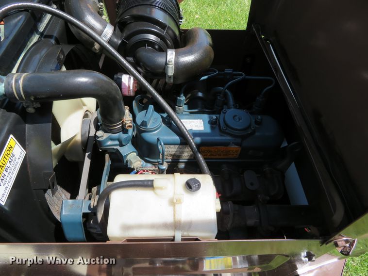 image for item DN7970 2005 Grasshopper 428D  ZTR lawn mower