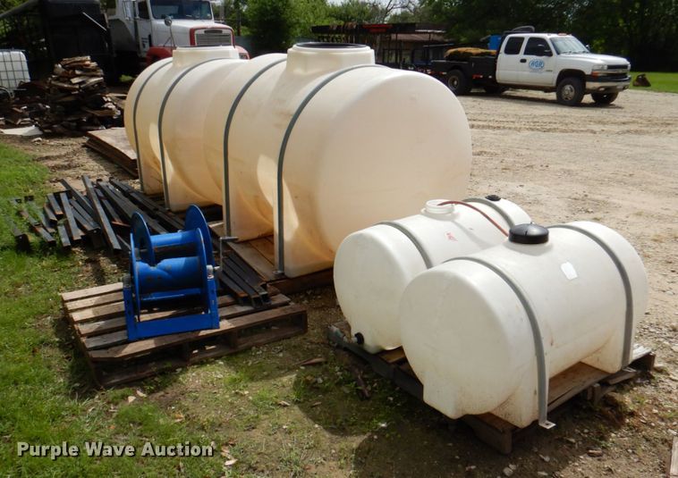 image for item DP3972 (4) poly tanks