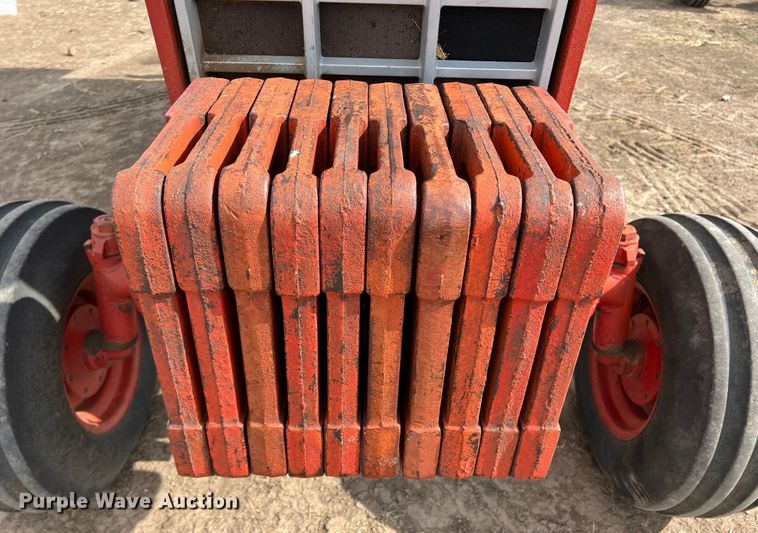 image for item DR1345 International Farmall 1466  tractor