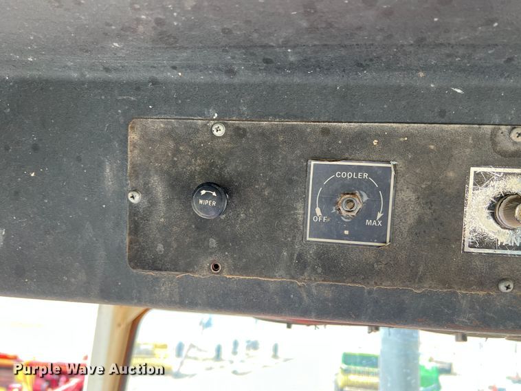 image for item DR1345 International Farmall 1466  tractor