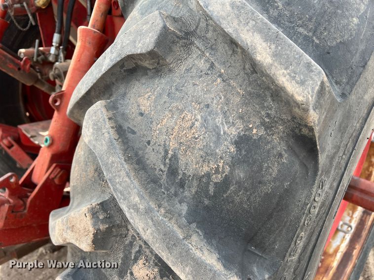 image for item DR1345 International Farmall 1466  tractor