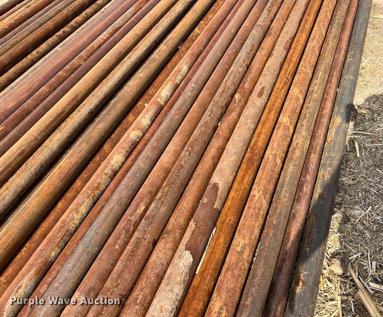 image for item DR1348 (50) joints of 2 7/8" diameter pipe