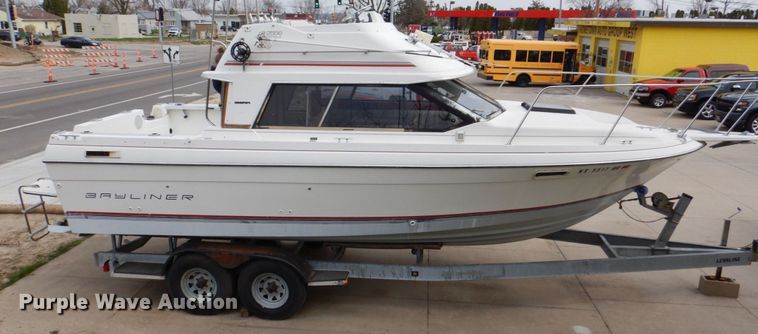image for item DS8012 1990 Bayliner Ciera B2556  boat