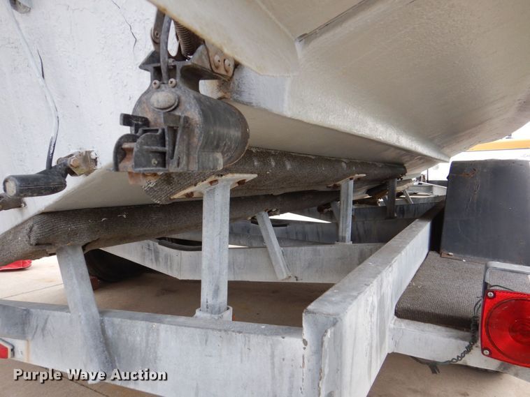 image for item DS8012 1990 Bayliner Ciera B2556  boat