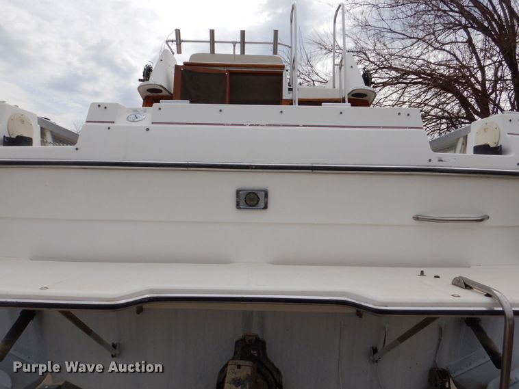 image for item DS8012 1990 Bayliner Ciera B2556  boat