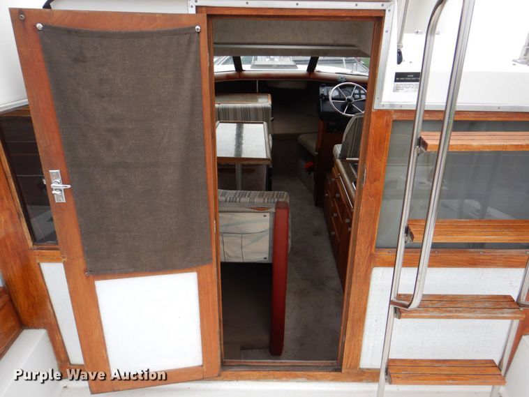 image for item DS8012 1990 Bayliner Ciera B2556  boat