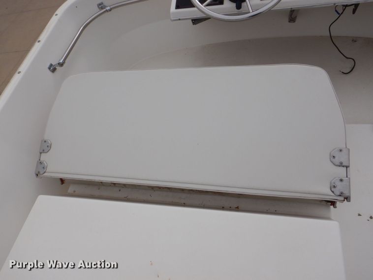 image for item DS8012 1990 Bayliner Ciera B2556  boat