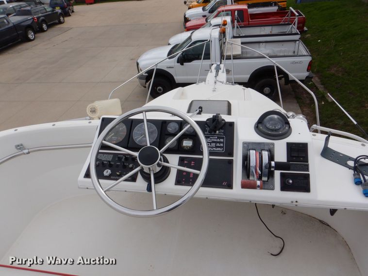 image for item DS8012 1990 Bayliner Ciera B2556  boat