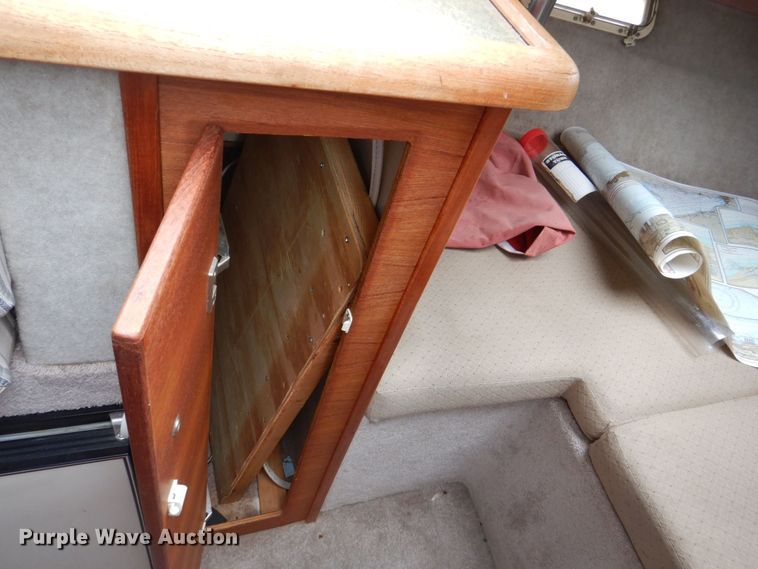 image for item DS8012 1990 Bayliner Ciera B2556  boat