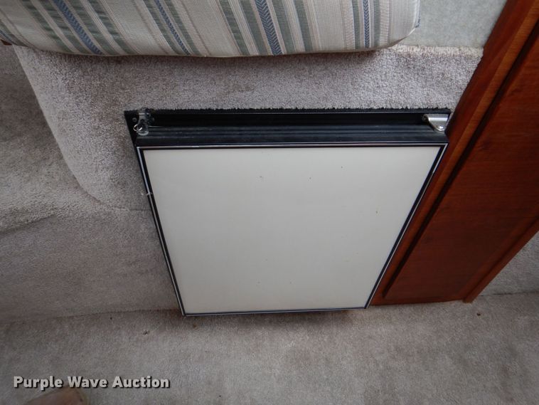 image for item DS8012 1990 Bayliner Ciera B2556  boat