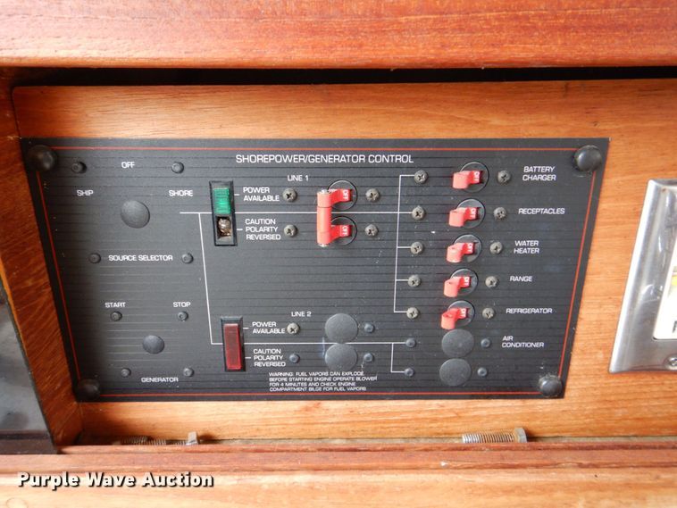 image for item DS8012 1990 Bayliner Ciera B2556  boat