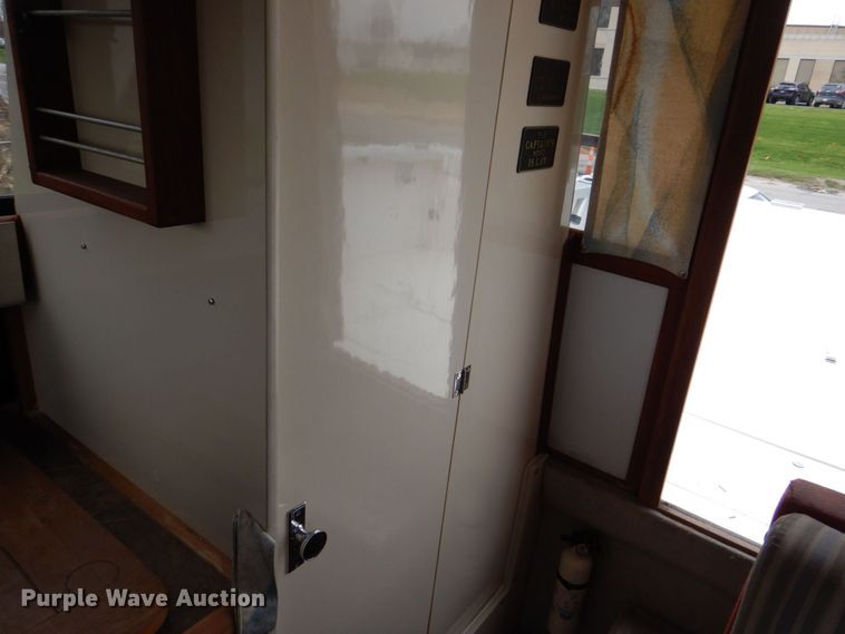 image for item DS8012 1990 Bayliner Ciera B2556  boat