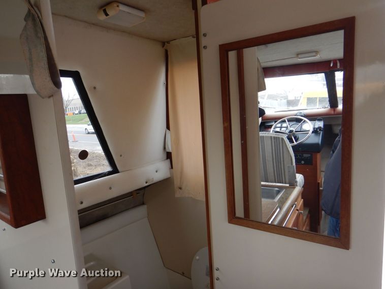 image for item DS8012 1990 Bayliner Ciera B2556  boat