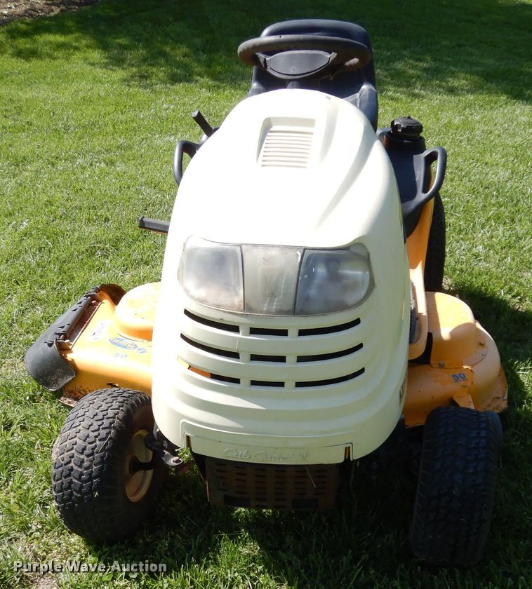 image for item DT9867 Cub Cadet LT1024  lawn mower