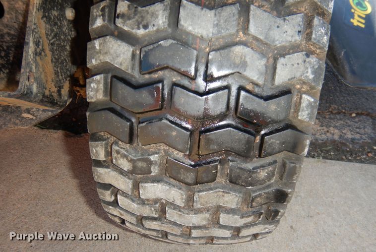 image for item DT9872 John Deere 165 Hydro  lawn mower