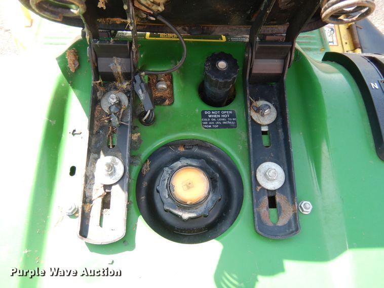 image for item DT9872 John Deere 165 Hydro  lawn mower