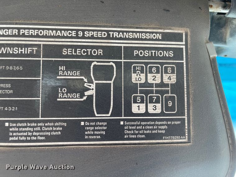 image for item ED9393 1993 Ford Aero Max L9000  toter truck