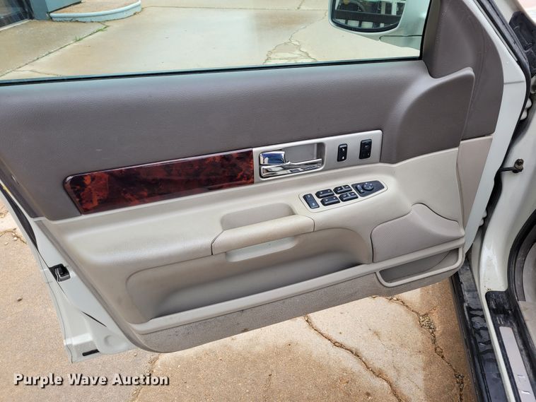 image for item FC9114 2004 Lincoln LS