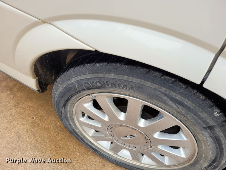 image for item FC9114 2004 Lincoln LS