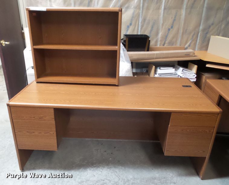 image for item HF9987 Office furniture