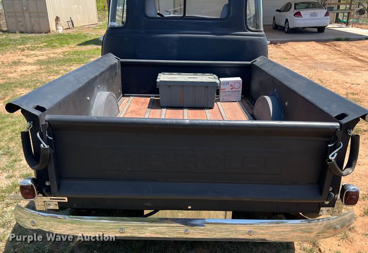 image for item IG9420 1952 Chevrolet 3100  pickup truck