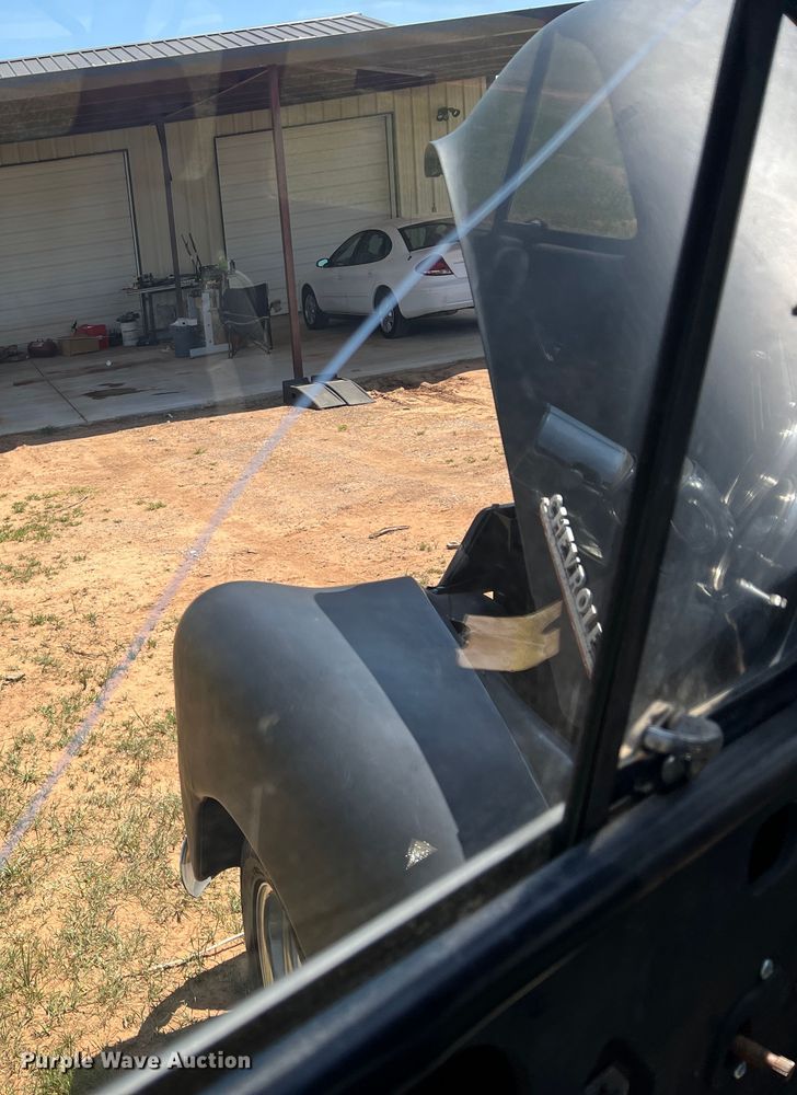 image for item IG9420 1952 Chevrolet 3100  pickup truck