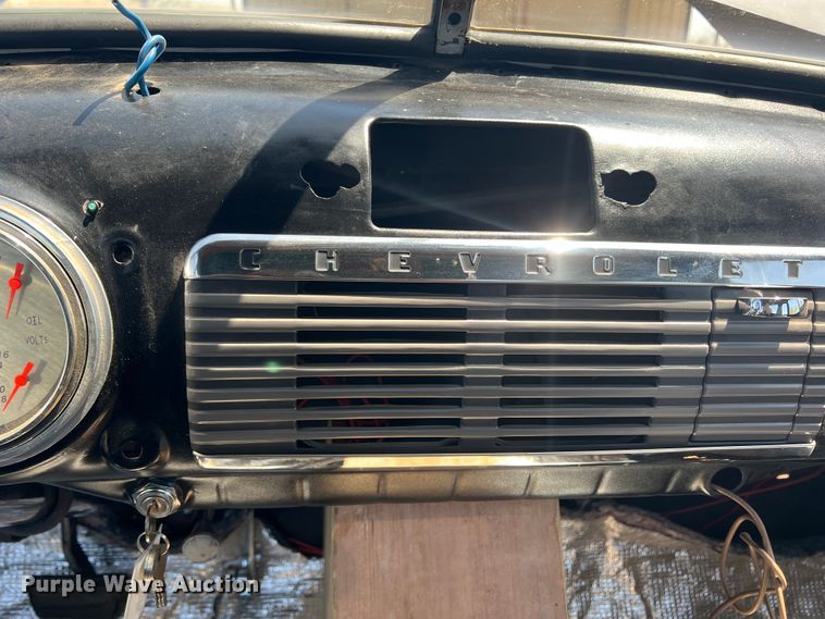 image for item IG9420 1952 Chevrolet 3100  pickup truck