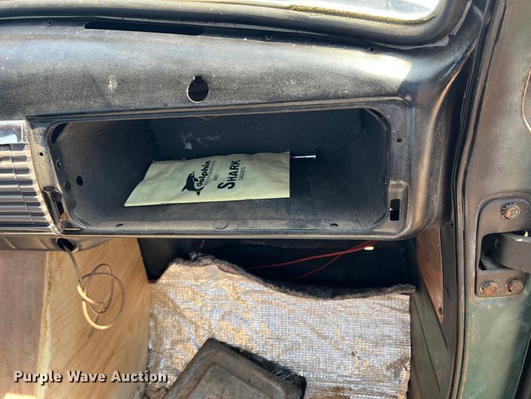 image for item IG9420 1952 Chevrolet 3100  pickup truck