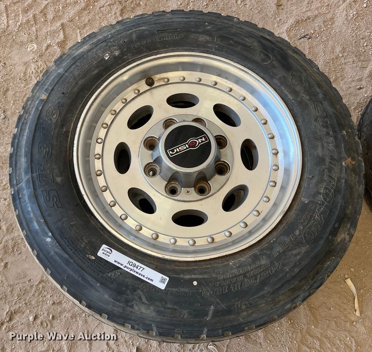 image for item IG9477 (4) 245/70R19.5 tires and wheels