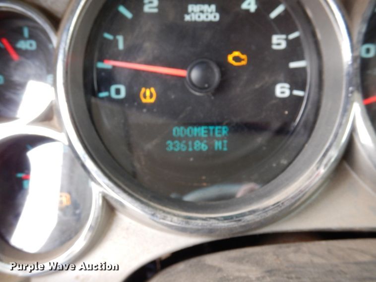 2008 Chevrolet Silverado 2500HD Crew Cab pickup truck in Camanche, IA