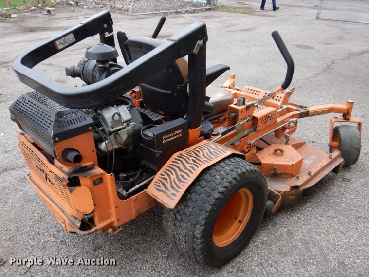 image for item IM9966 2013 Scag Turf Tiger  ZTR lawn mower