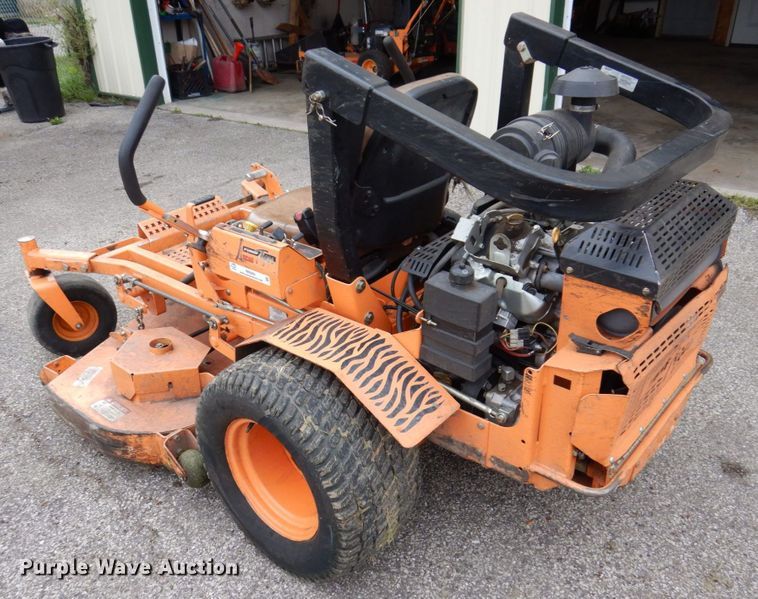image for item IM9966 2013 Scag Turf Tiger  ZTR lawn mower