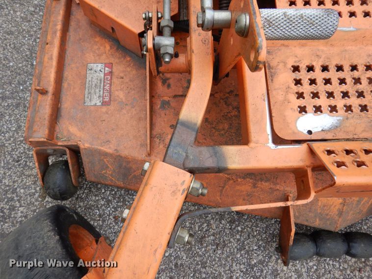 image for item IM9966 2013 Scag Turf Tiger  ZTR lawn mower