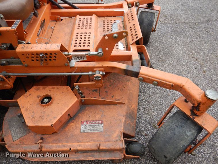 image for item IM9966 2013 Scag Turf Tiger  ZTR lawn mower