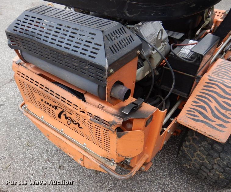 image for item IM9966 2013 Scag Turf Tiger  ZTR lawn mower